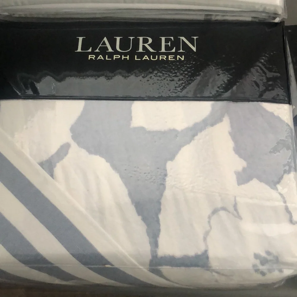 Lauren “Willa” Duvet Set